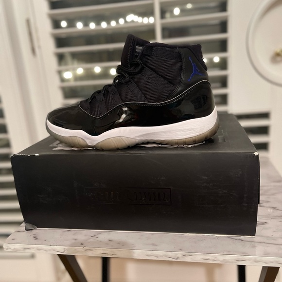 Space jam 11 - Picture 2 of 2